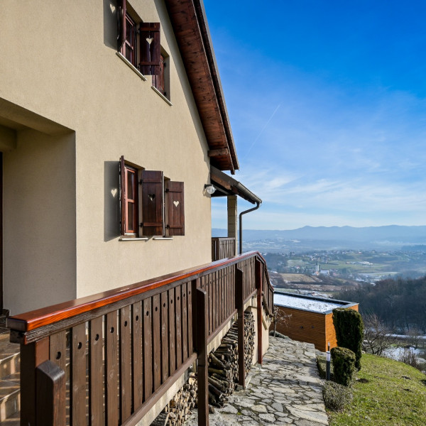 "Relax with view" Holiday House, Relax with View - Holiday House with sauna and jacuzzi, Remetinec, Croatia Novi Marof